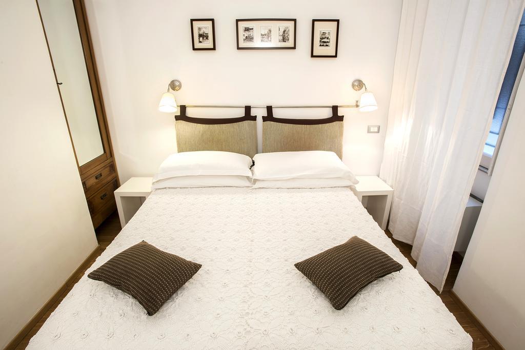 Bed & Breakfast Arco Del Lauro
